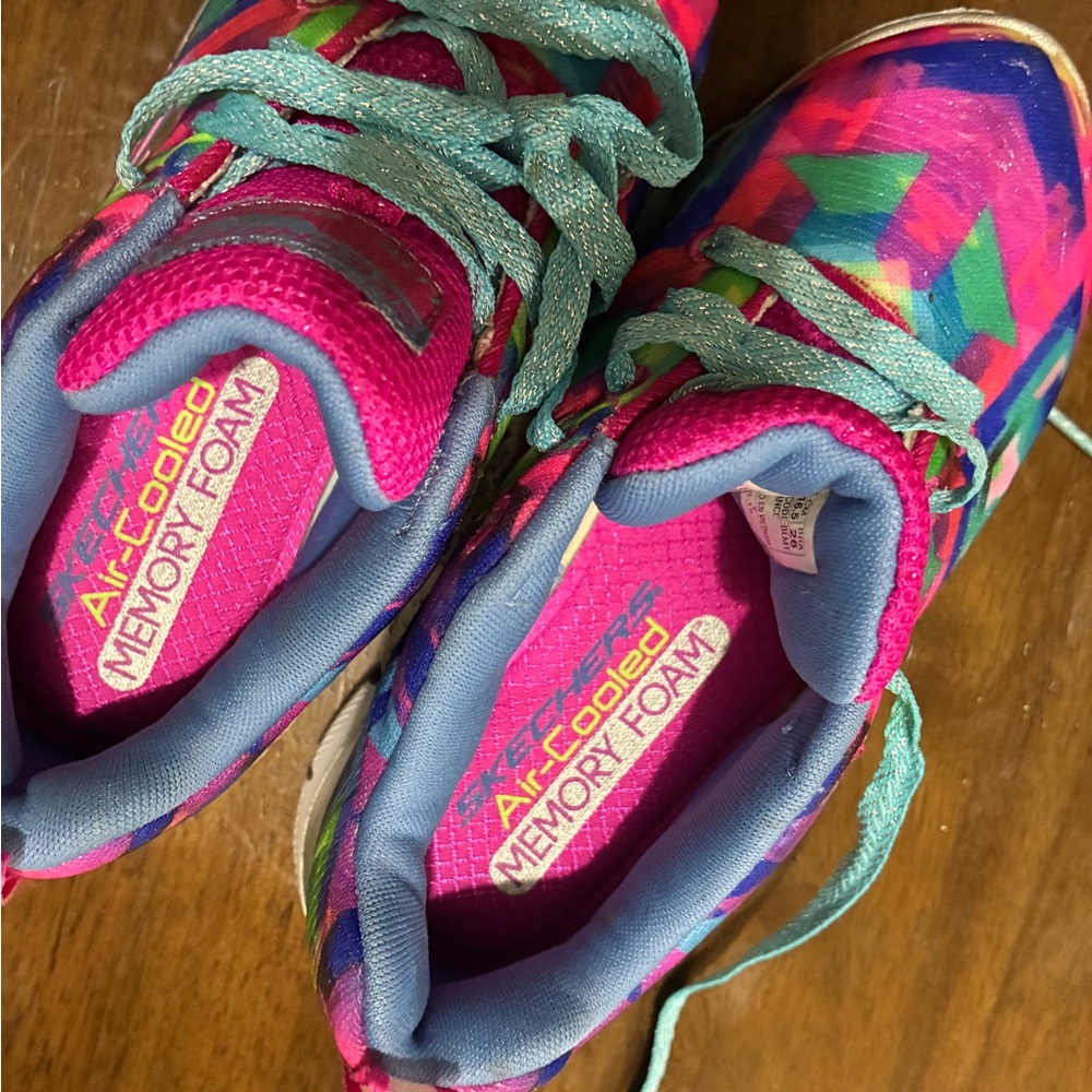Brand New! Skechers Girls Colorful Athletic Shoes